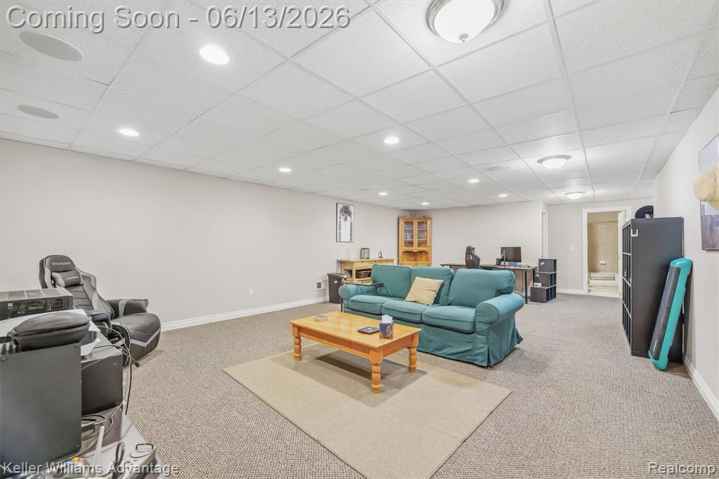 23740 Stoneleigh Drive, South Lyon, MI 48178 — Photo 46