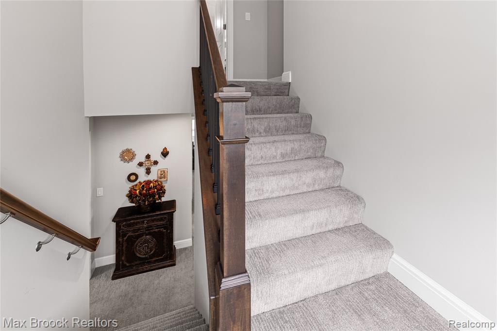 893 HAZEL Street, Birmingham, MI 48009 — Photo 26