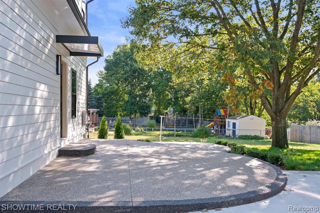334 Romeo Road, Rochester, MI 48307 — Photo 34