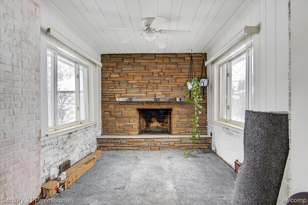 16786 Sprenger Avenue, Eastpointe, MI, 48021