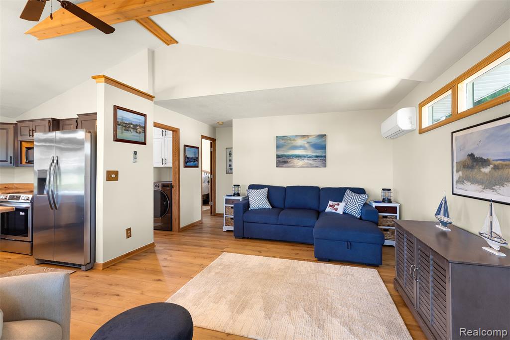 5423 Oakridge Drive, Beaverton, MI 48612 — Photo 9