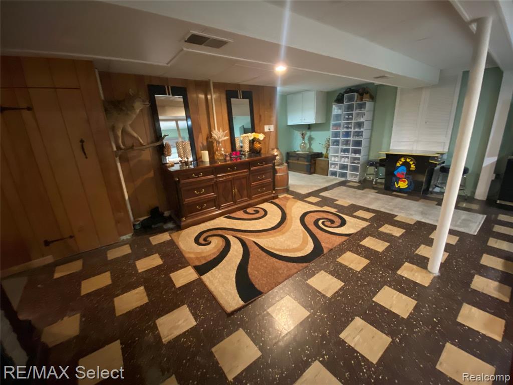 818 McKeighan Avenue, Flint, MI 48507 — Photo 31