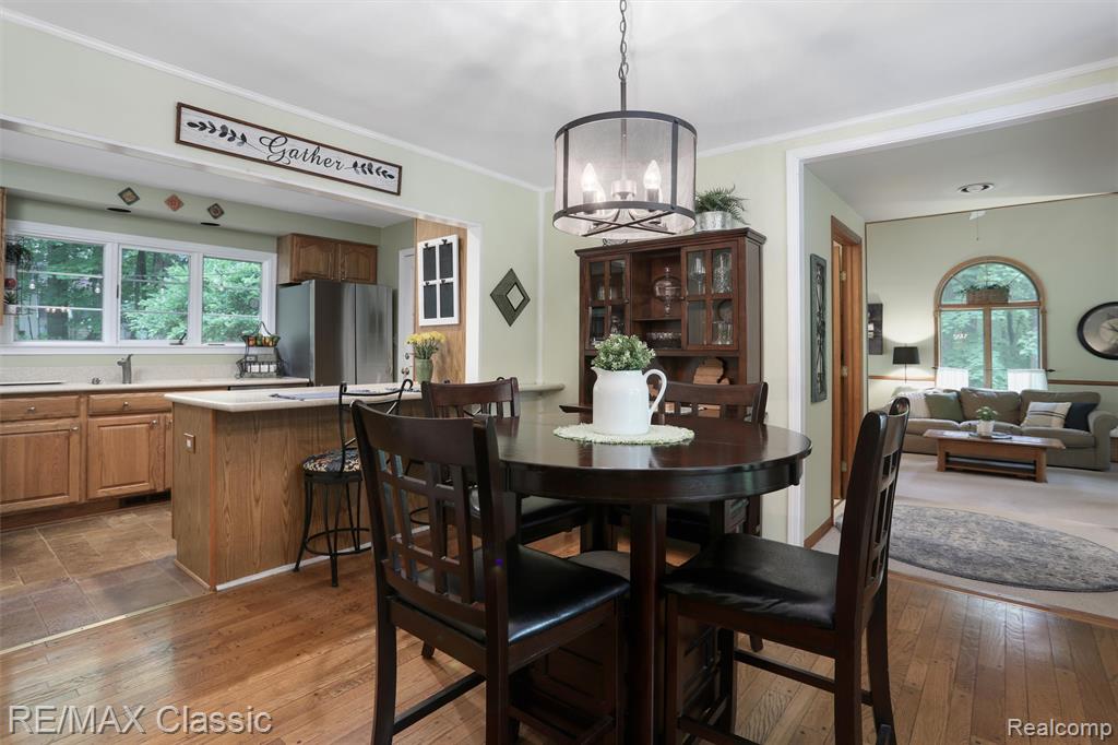 45100 Thornapple Lane, Northville, MI 48168 — Photo 12