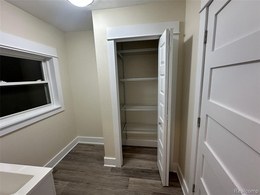 401 W Broad Street, Linden, MI 48451 — Photo 14