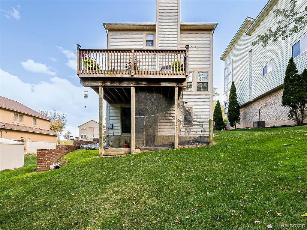 5570 Wildrose Avenue, West Bloomfield, MI — Photo 25