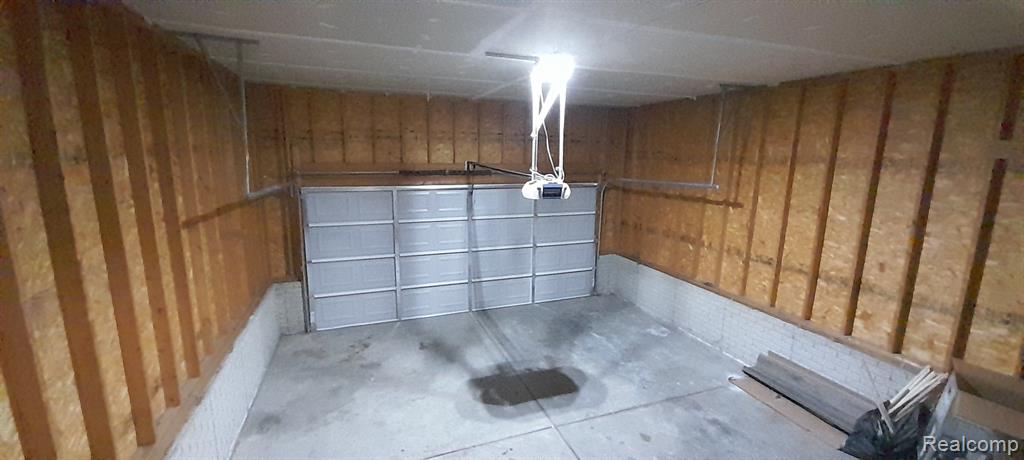 4468 MARKET PLACE, Flint, MI 48506 — Photo 31