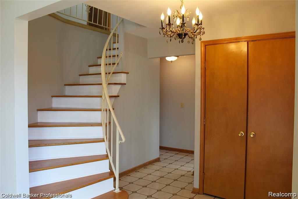 44227 Brandywyne Road, Canton, MI 48187 — Photo 4