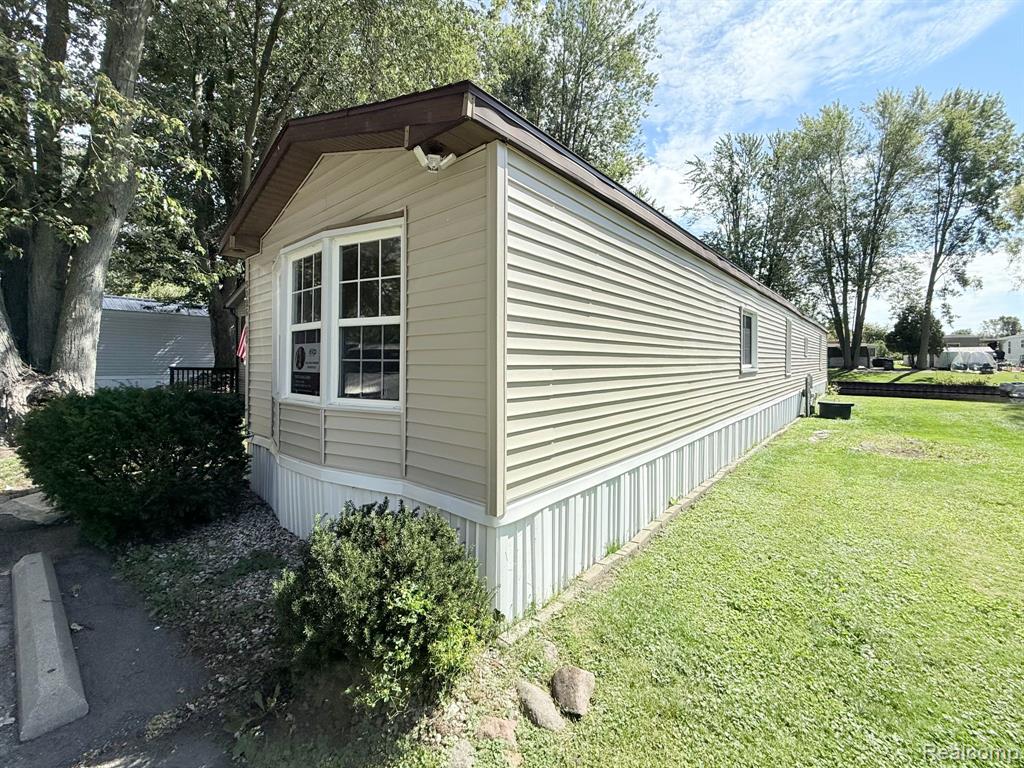 3026 Village Lane, Lot #63, Brooklyn, MI 49230 — Photo 26