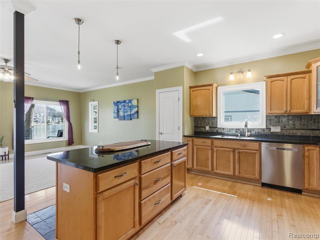 16475 Angle Drive, Linden, MI 48451 — Photo 9