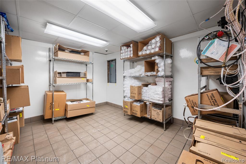 11528 S Saginaw Street, Grand Blanc, MI 48439 — Photo 13