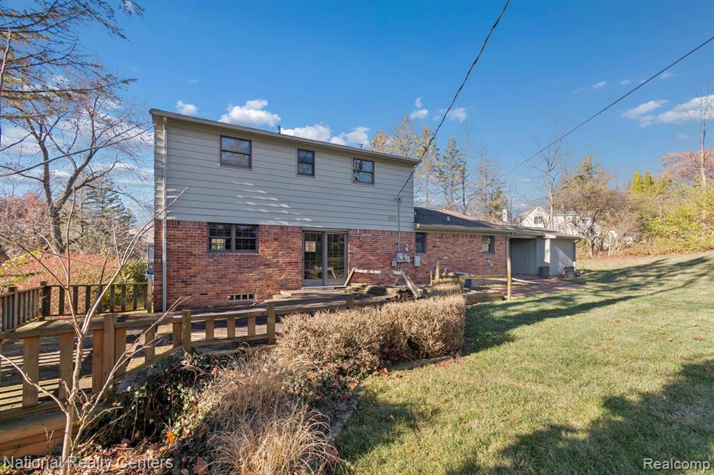 5621 Eastman Boulevard, West Bloomfield, MI 48323 — Photo 54
