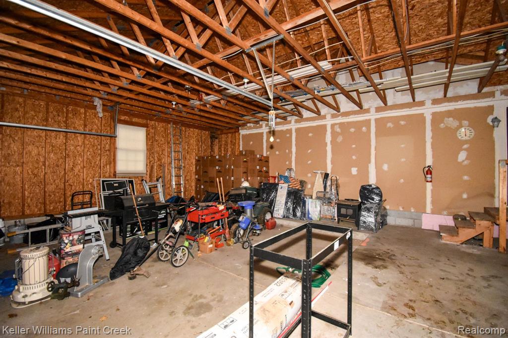10110 SMITHS CREEK Road, Wales, MI — Photo 36