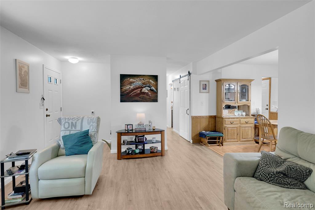 1761 Carriage Lane, Lapeer, MI 48446 — Photo 12