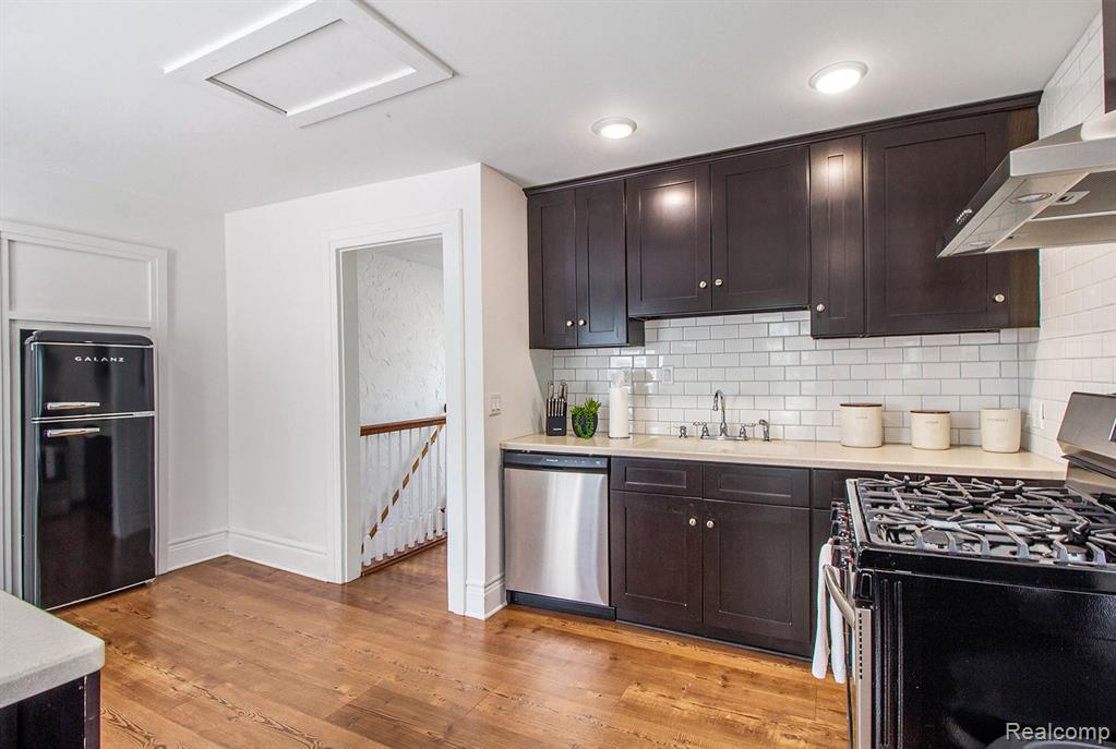 155 N Main Street, Clarkston, MI, 00000