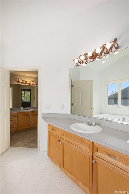 5641 Golf Pointe Drive, Clarkston, MI 48348 — Photo 24