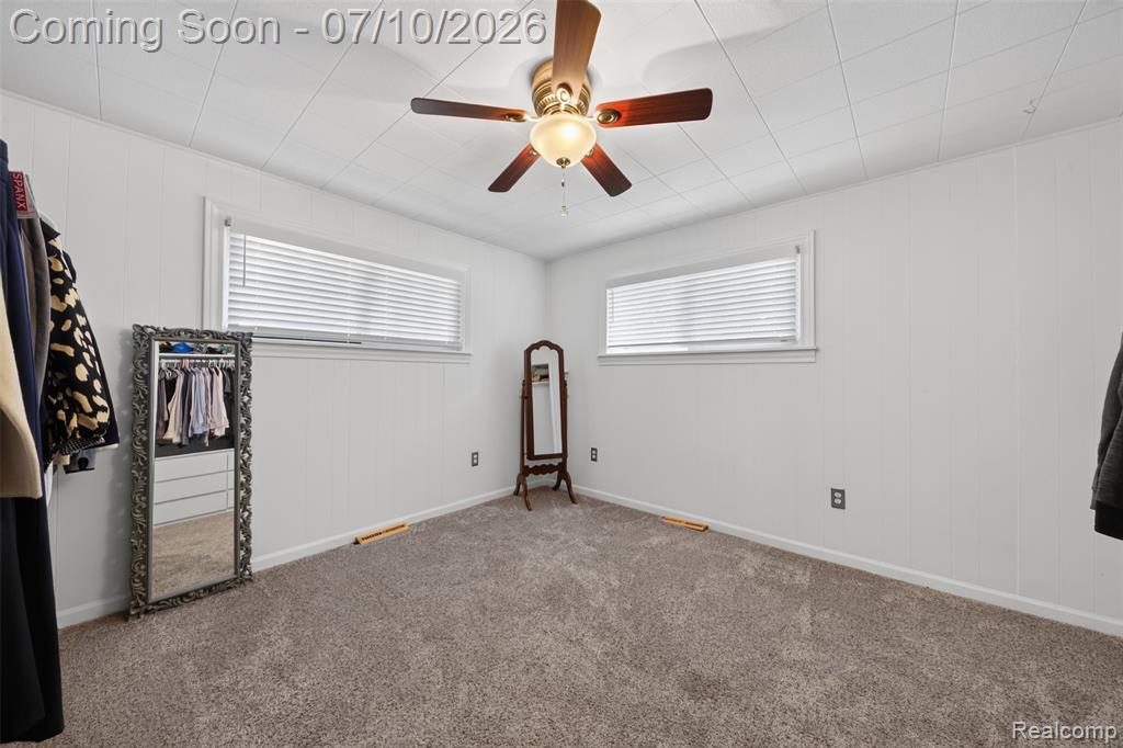 800 Hinford Avenue, Lake Orion, MI 48362 — Photo 18