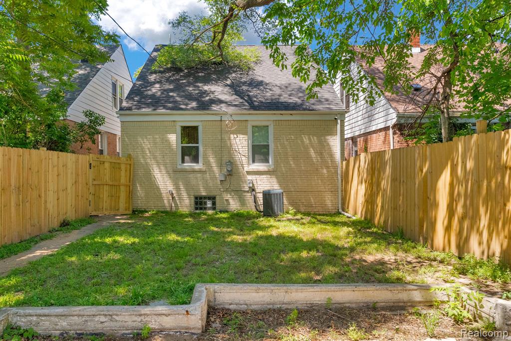 16646 Turner Street, Detroit, MI 48221 — Photo 35