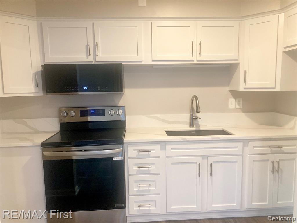 512 W 4th Street, Royal Oak, MI 48067 — Photo 7
