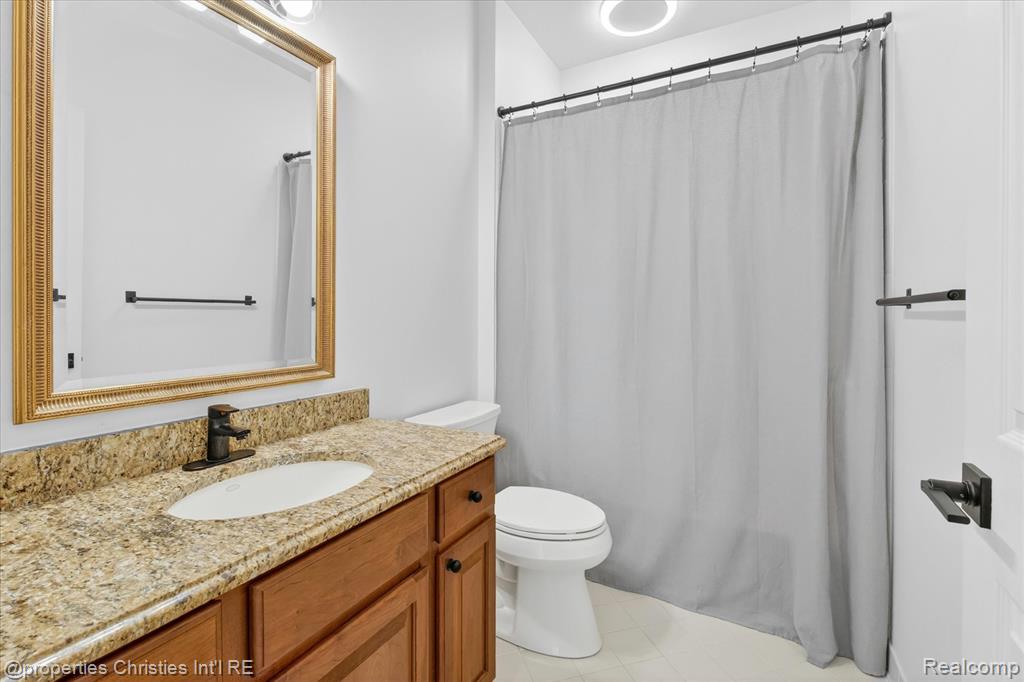 16502 Cypress Court, Northville, MI 48168 — Photo 27