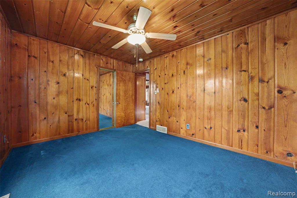 7774 Colony Drive, Clay, MI 48001 — Photo 17