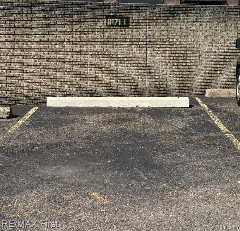 8171 DENWOOD Drive, APT 1, Sterling Heights, MI 48312 — Photo 18
