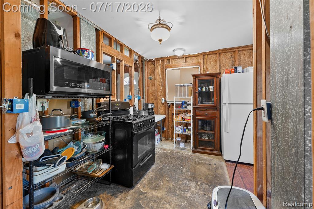 6871 Troy Street, Taylor, MI 48180 — Photo 26