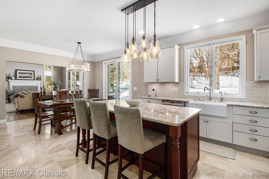 1073 WINDING WAY Court, Milford, MI 48381 — Photo 12