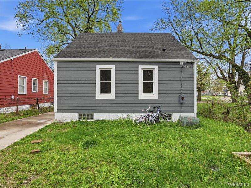 19417 Glastonbury Road, Detroit, MI 48219 — Photo 20