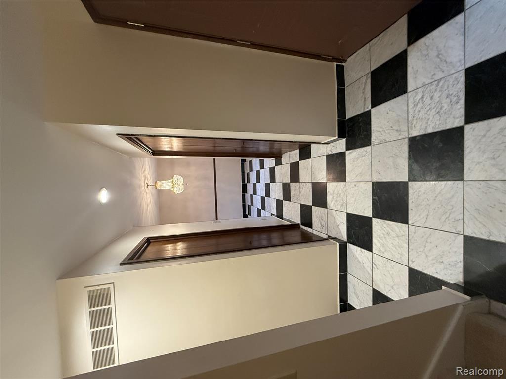 6302 Laurentian Court, Flint, MI 48532 — Photo 13