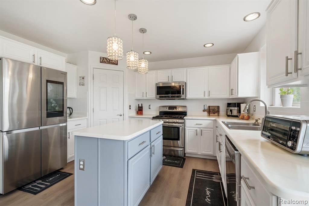 47540 Kelston Drive, Macomb, MI 48044 — Photo 15