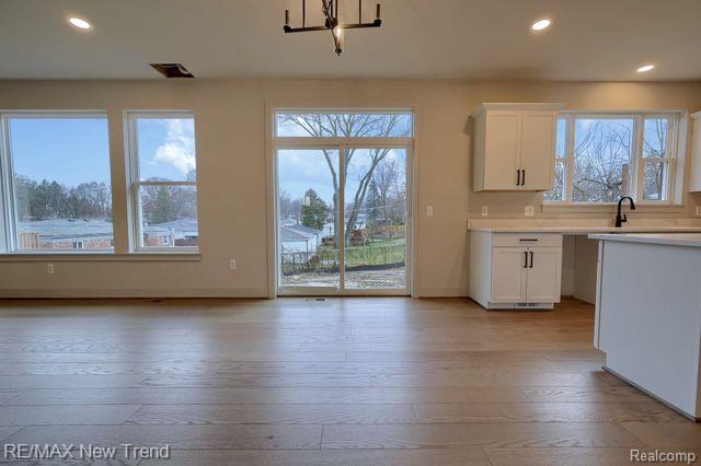6526 Cambridge Circle, Clarkston, MI — Photo 13