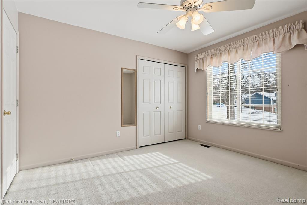 8930 Twin Lakes Drive, White Lake, MI — Photo 16