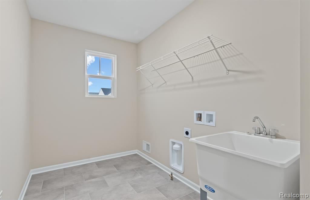 848 KUSS Drive, Saline, MI 48176 — Photo 14
