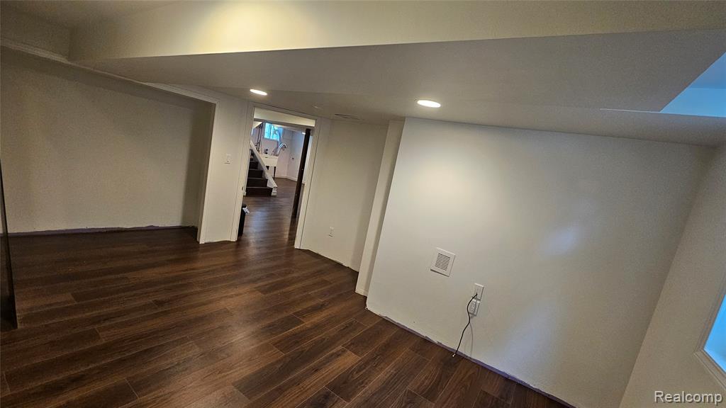 211 Starr Avenue, Pontiac, MI 48341 — Photo 34