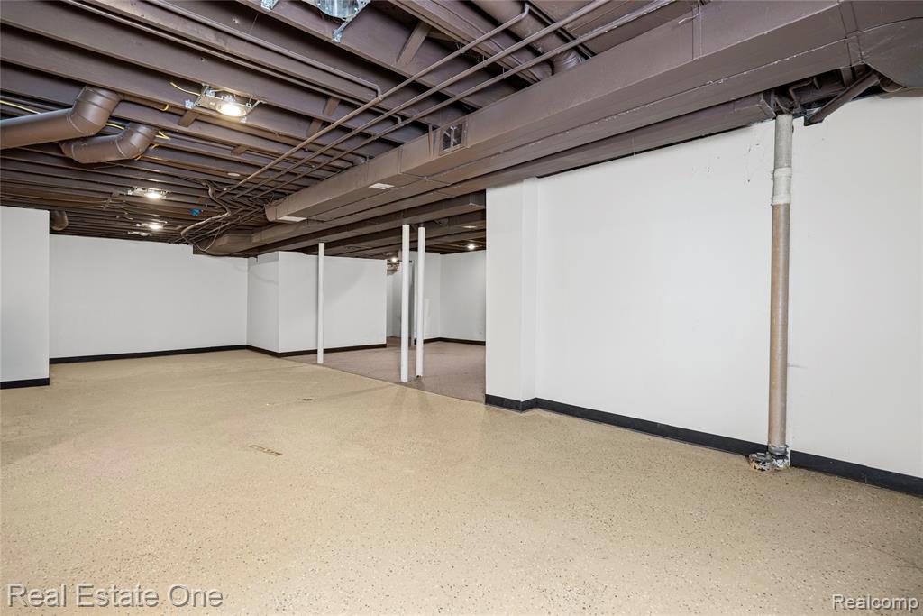 4320 Knightsbridge Lane, West Bloomfield, MI 48323 — Photo 47