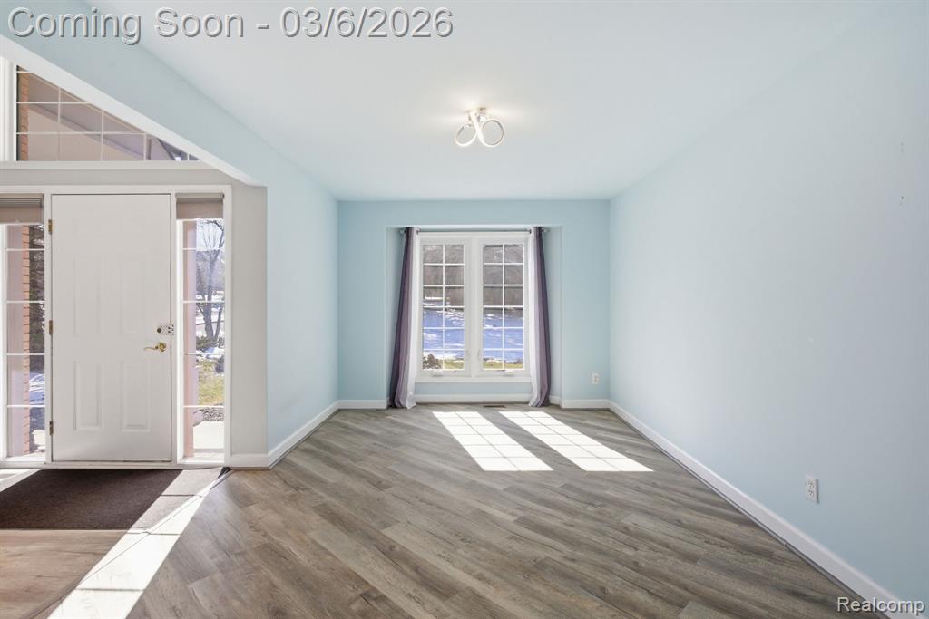 47830 Forest Court, Northville, MI 48168 — Photo 11