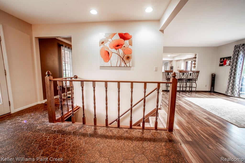 939 Biggers Court, Rochester Hills, MI 48309 — Photo 5