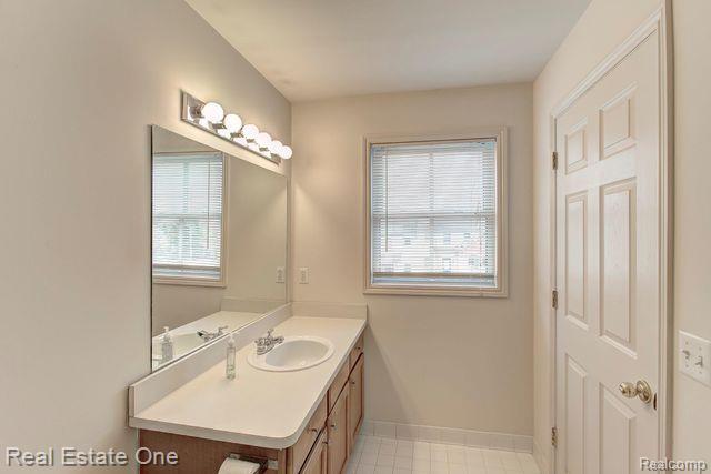 3986 Forester Boulevard, Auburn Hills, MI 48326 — Photo 24