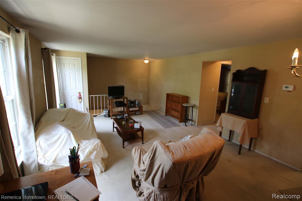 110 Princeton Drive, South Lyon, MI 48178 — Photo 3