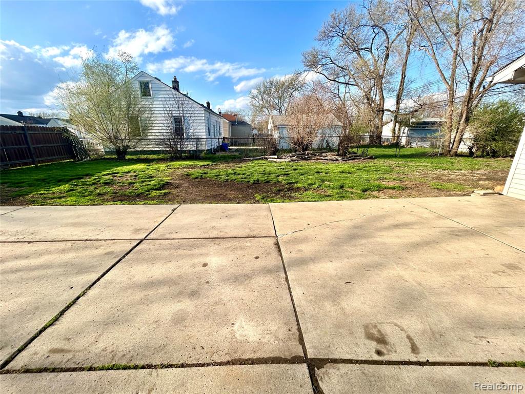 3911 20th Street, Wyandotte, MI 48192 — Photo 8