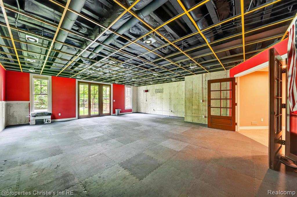 1330 Oxford Road, Beverly Hills, MI 48304 — Photo 47