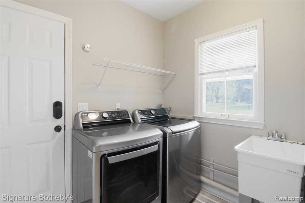 4576 Wagon Wheel Drive, Bloomfield Hills, MI — Photo 14