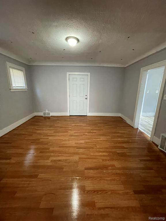 4368 BUCKINGHAM Avenue, Detroit, MI 48224 — Photo 2