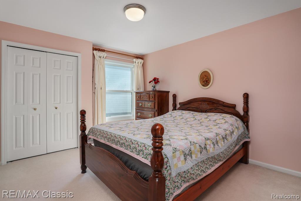 41547 BURROUGHS Avenue, Novi, MI 48377 — Photo 37
