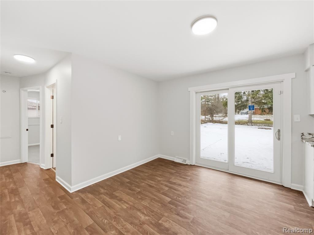770 Sheryl Drive, Waterford, MI 48328 — Photo 13
