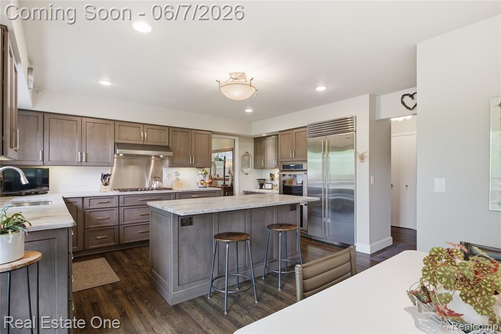 5321 Forest Way, Bloomfield Hills, MI 48302 — Photo 19