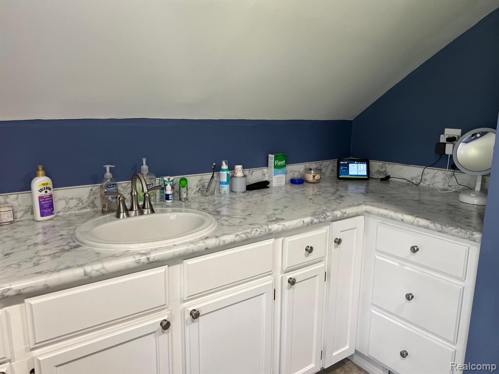3742 W Barnes Lake Road, Columbiaville, MI 48421 — Photo 32