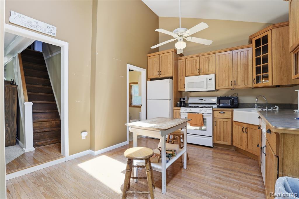208 Flushing Street, Gaines Vlg, MI 48436 — Photo 29