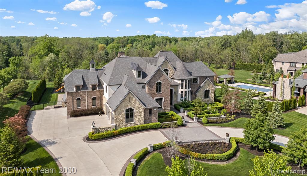 49350 Chianti Drive, Northville, MI 48167 — Photo 2