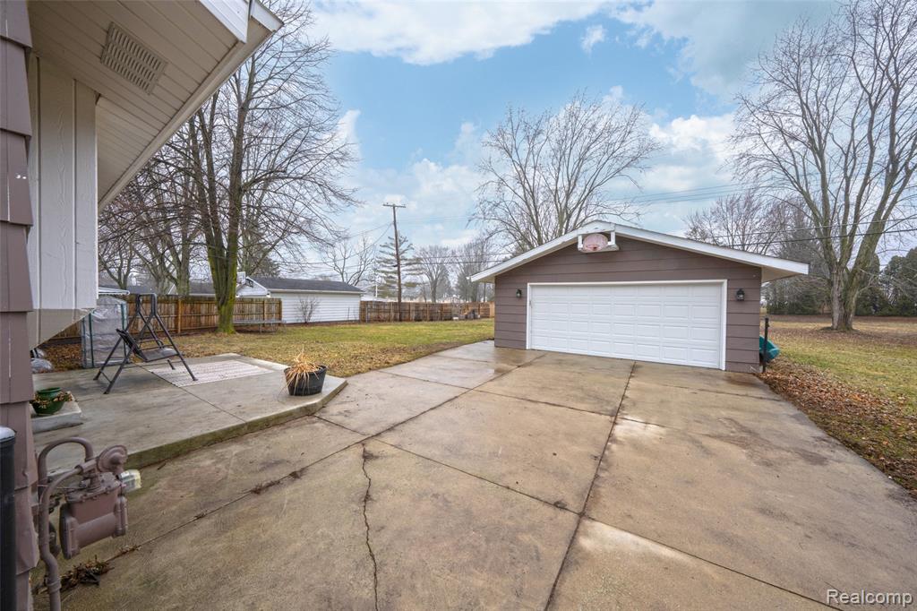 2138 Gratiot Boulevard, Marysville, MI 48040 — Photo 31